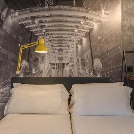 Hotel Roxy Милан Экстерьер фото