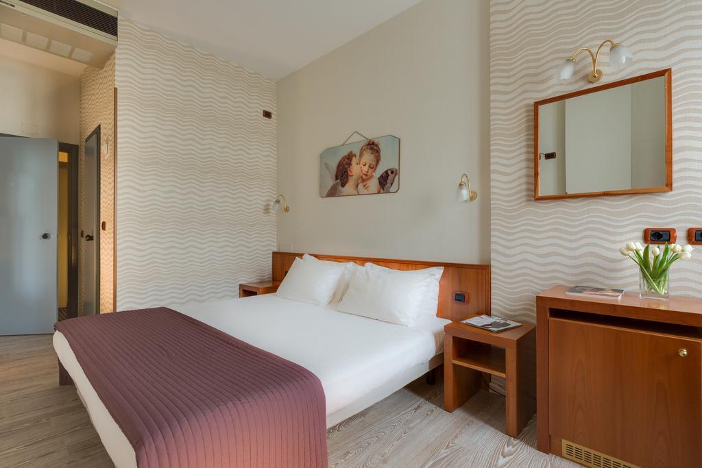 Hotel Roxy Милан Экстерьер фото