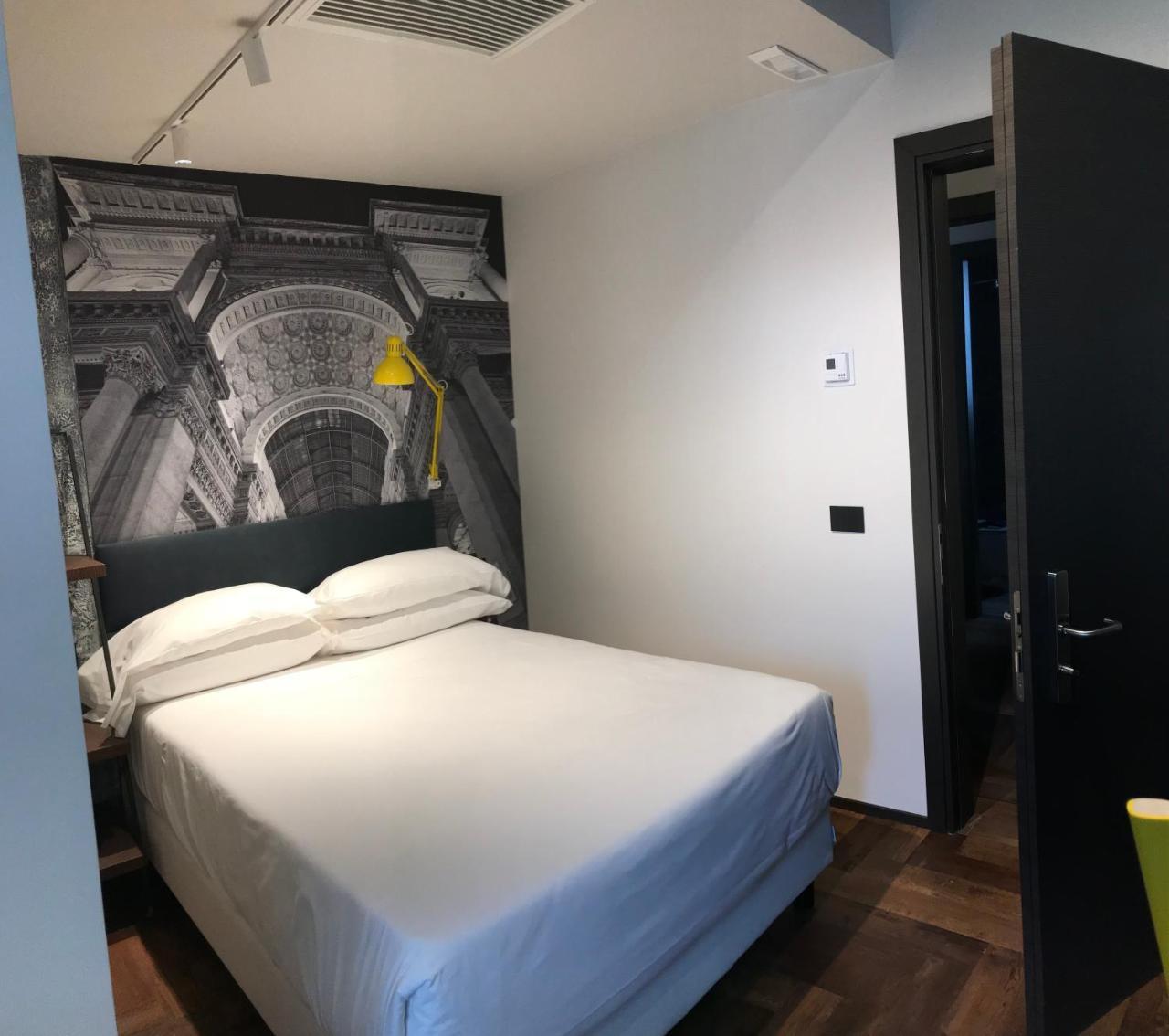 Hotel Roxy Милан Экстерьер фото